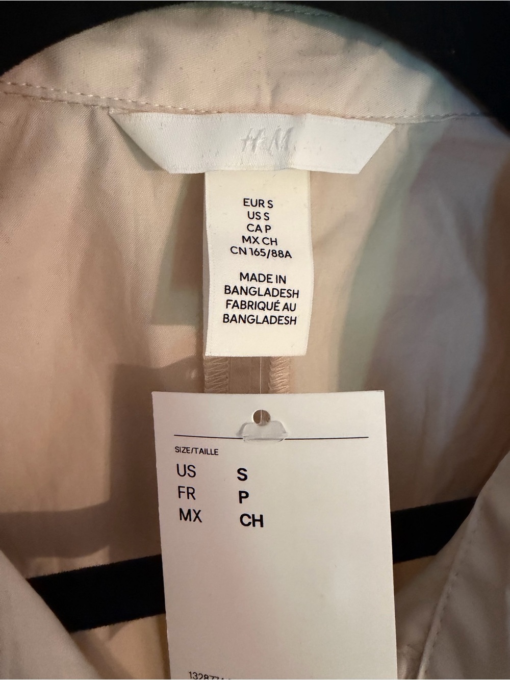 🆕 H&M Tapered-Waist Poplin Shirt - Picture 3 of 3